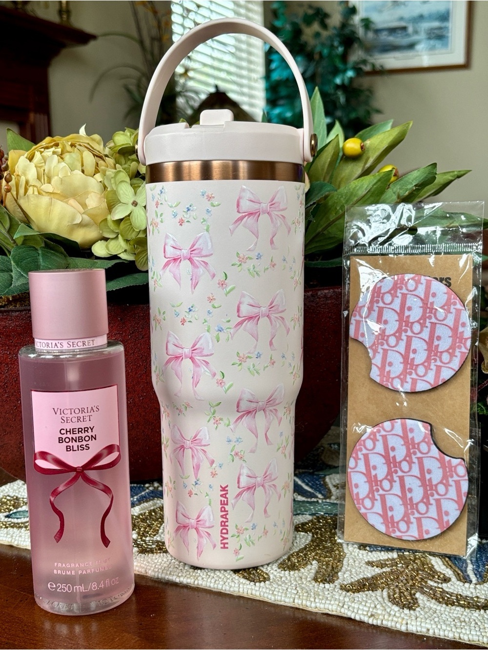 HydraPeak Artisan Collection Pink Bow Insulated Tumbler Cherry Bonbon Bliss Mist